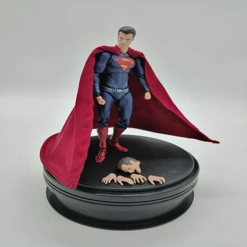 S.H.FIGUARTS Superman Marvel Action Figure (16CM)